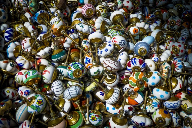 Knobs - Photography by Eric Bocquet.
